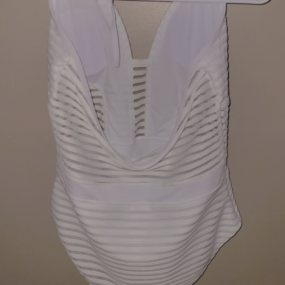 HALTER LADDER CUTOUT WHITE ONE PIECE SWIMWEAR - Picture 5 of 5